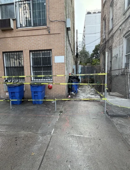 Sliding gates installation